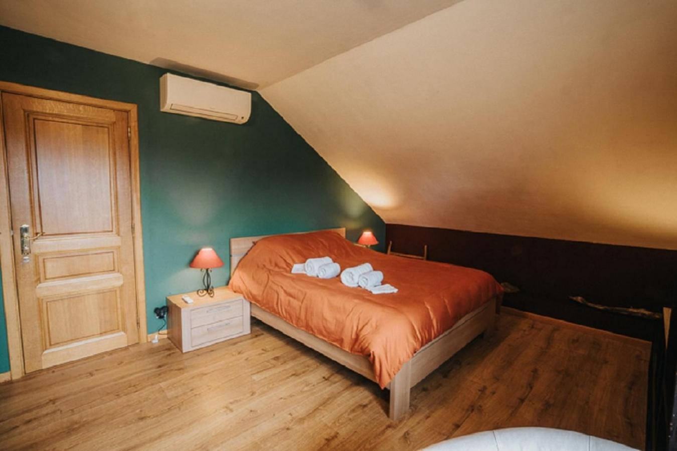 Bed and Breakfast Le Refuge De Kila Waimes Exterior foto